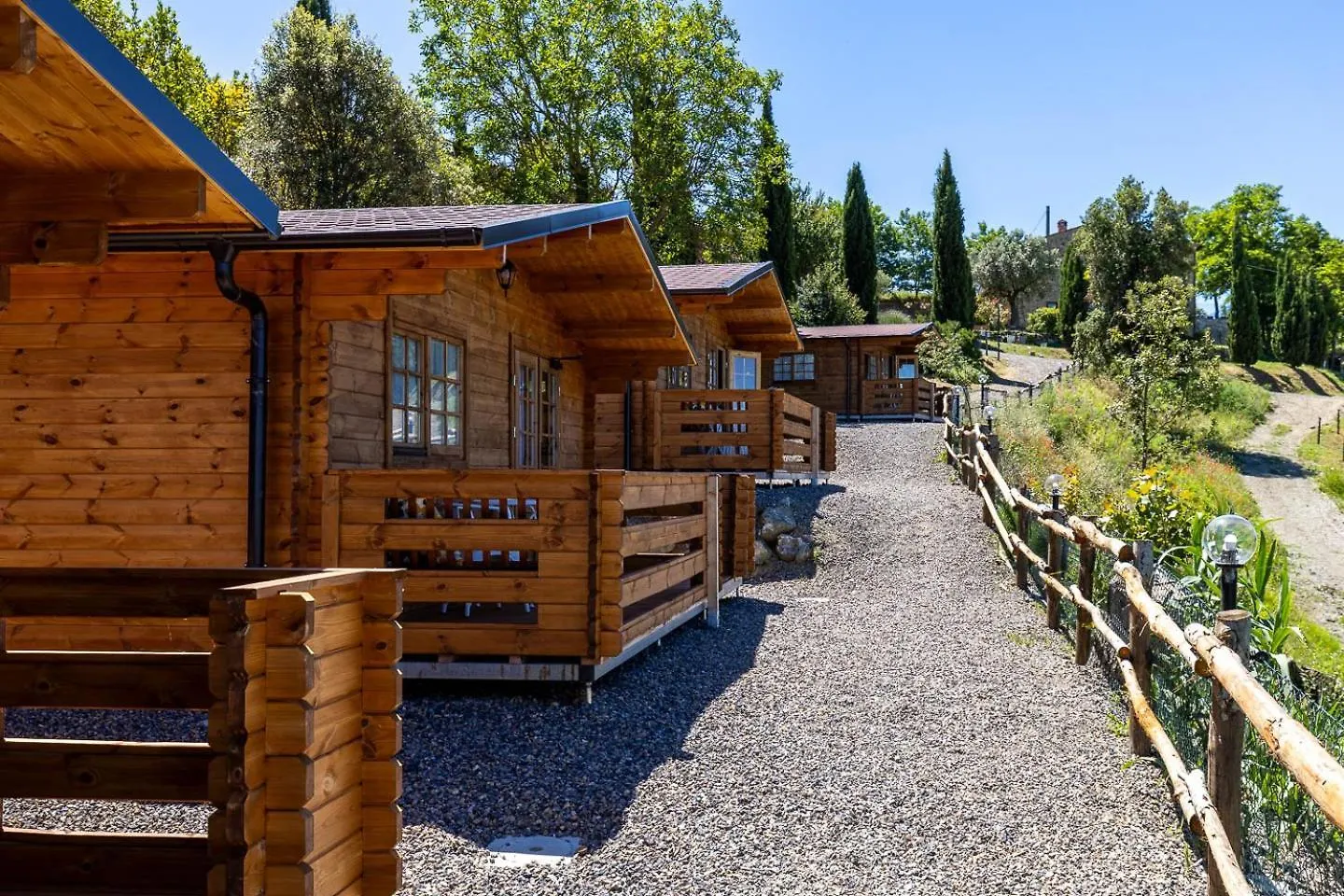 Agriturismo E Maneggio Poggio Leone Gambassi Terme Feriegård